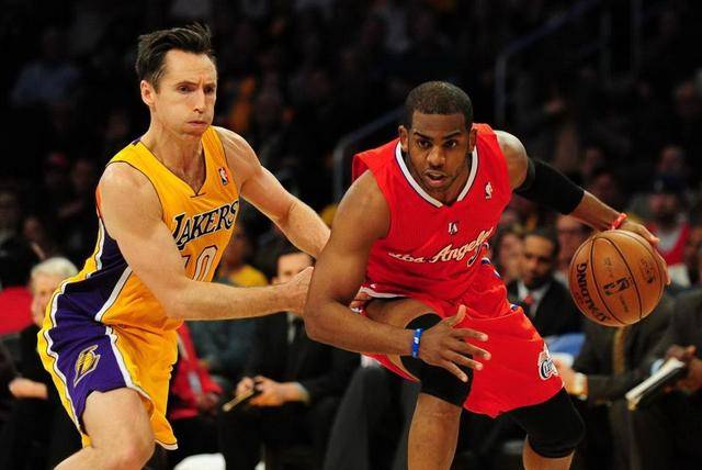 总能挺身而 总能挺身而